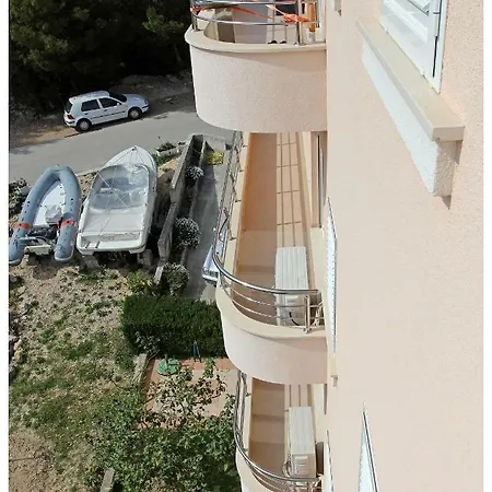 Appartement Tina *