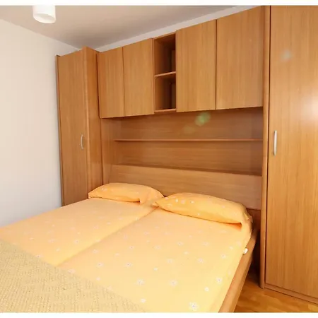 Tina Appartement Podstrana